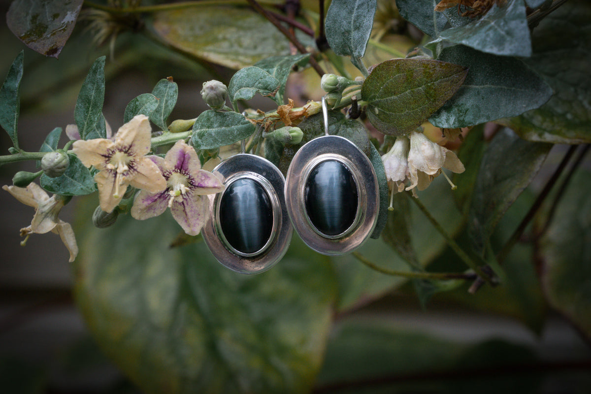 Catseye sapphire dangle earrings