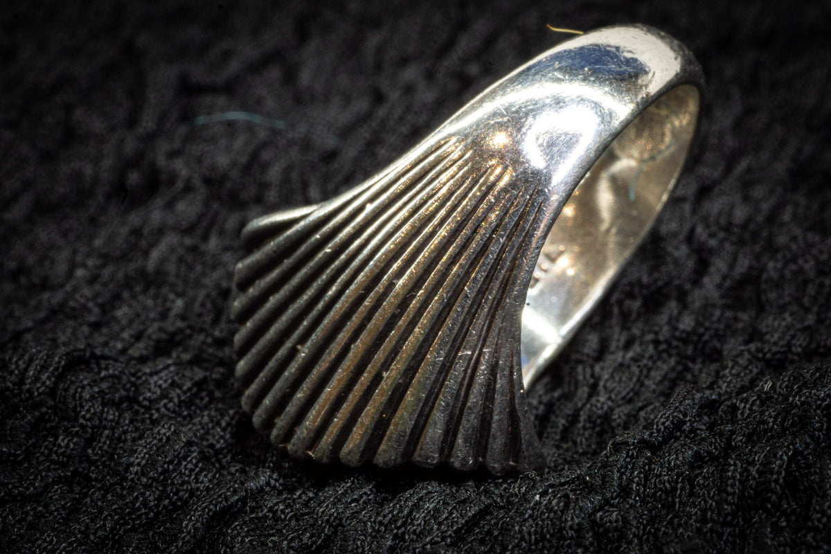 Silver mountain wave ring detail photograph