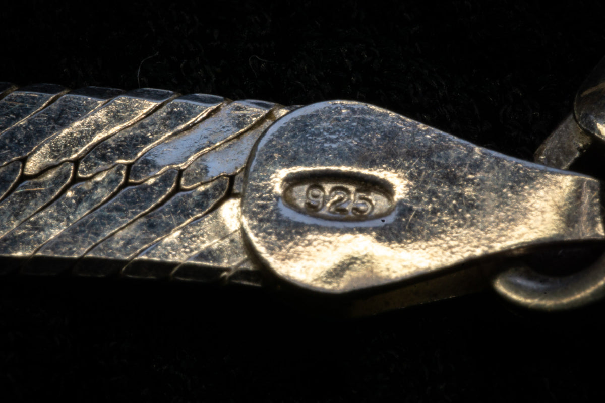Long herringbone necklace detail photograph
