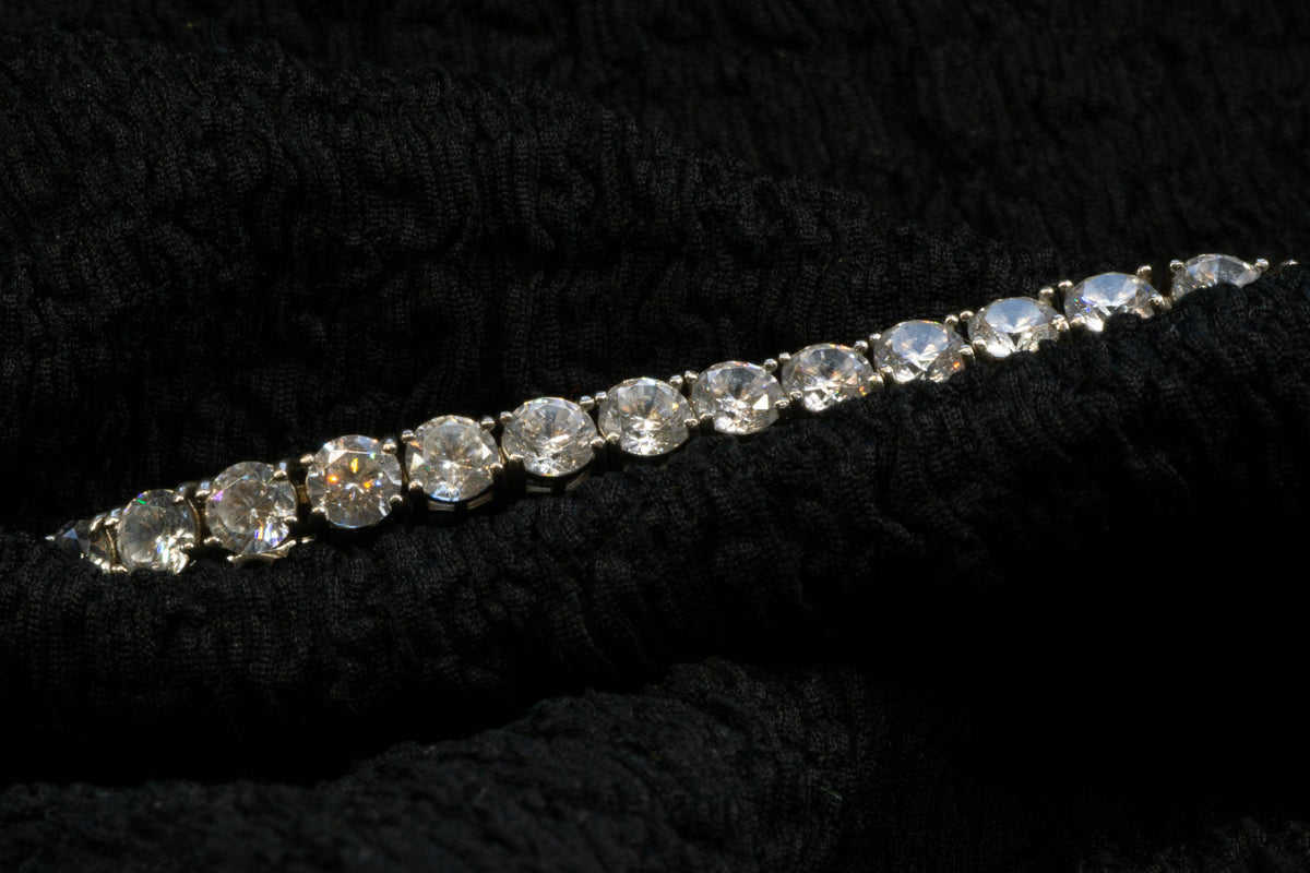 925 CZ tennis bracelet detail photograph