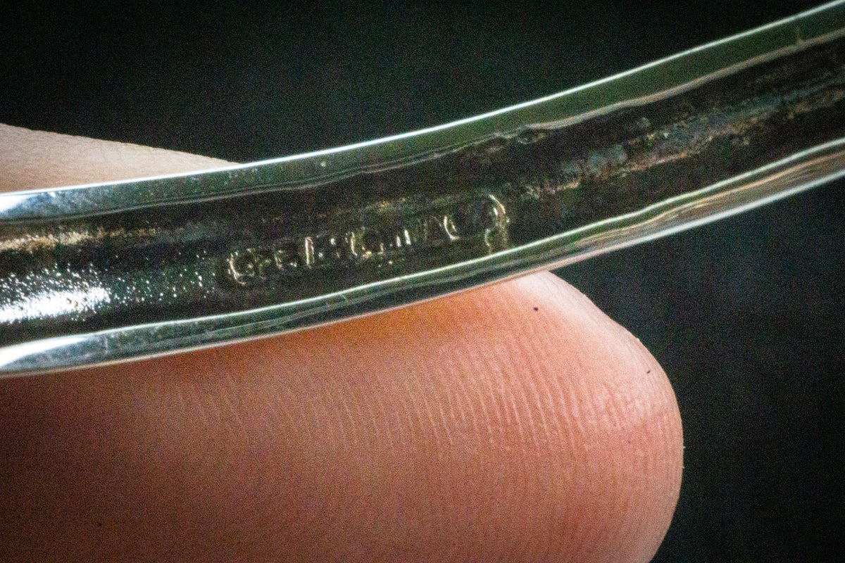 CZ embedded bangle detail photograph